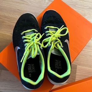 Nike Women's Free 5.0 TR Size 8 used